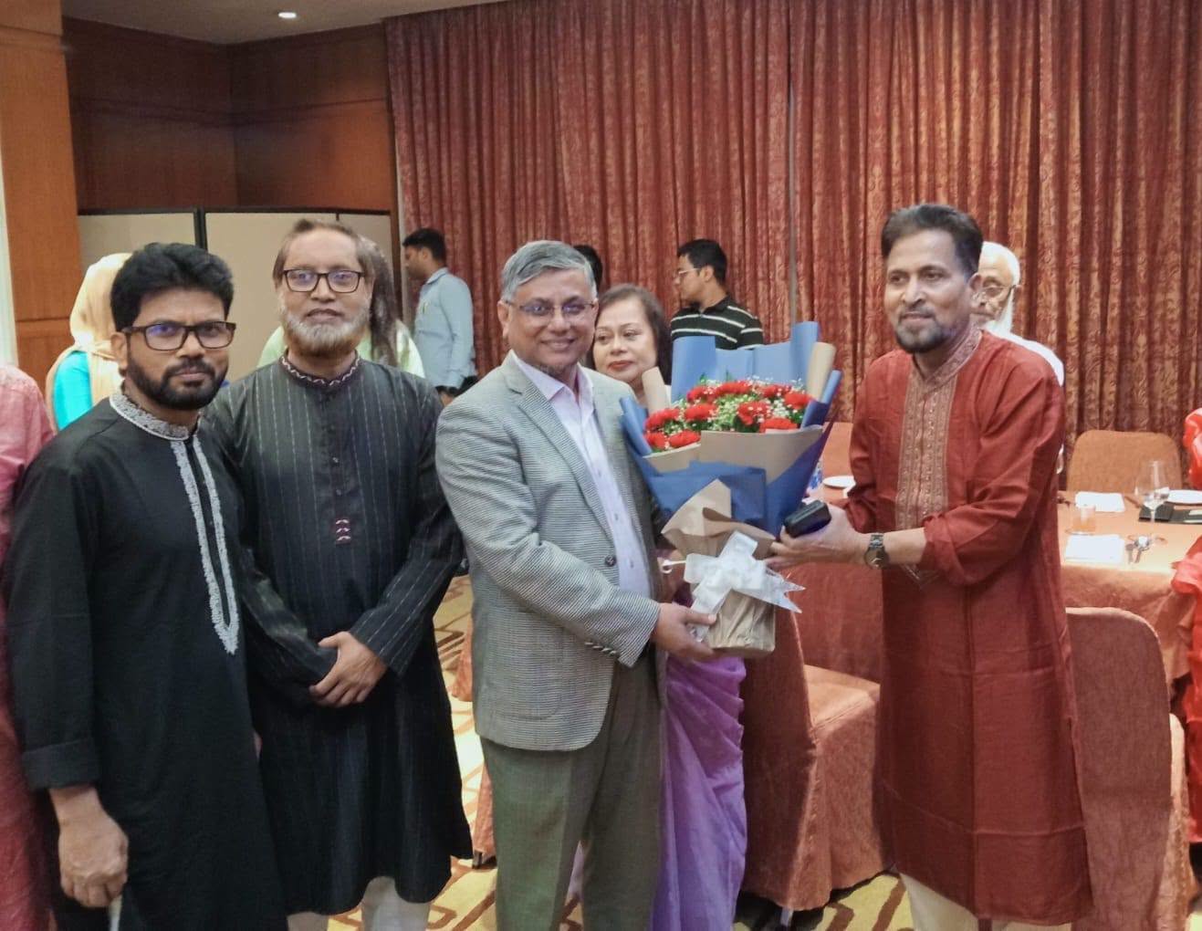 খুলনা কৃষি বিশ্ববিদ্যালয়ের মাননীয় উপাচার্যকে শুভেচ্ছা ও অভিনন্দন জ্ঞাপন